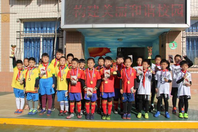 费尔顿：布伦森因成就高于罗斯，地位更高